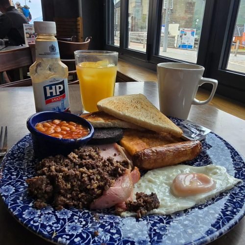 BIG BREAKFAST FORT WILLIAM SCOTLAND