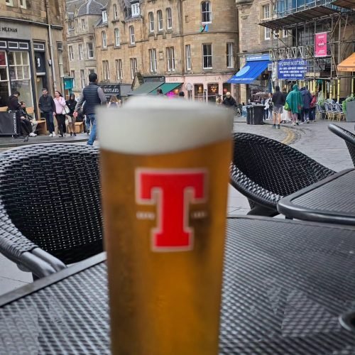 THE SCOTSMANS LOUNGE COCKBURN STREET EDINBURGH