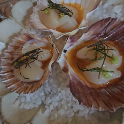 FRESH HAND COUGHT SCALLOPS