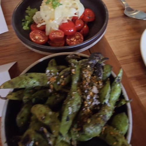 EDANAME AND CHERRY TOMATOES